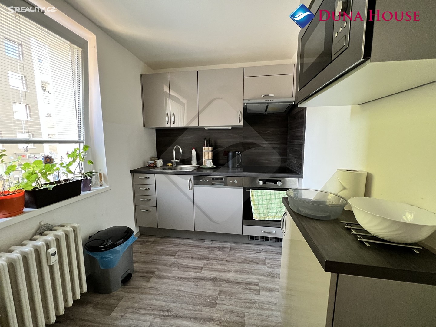 Prodej bytu 3+1 80 m², Jeseniova, Praha 3 - Žižkov