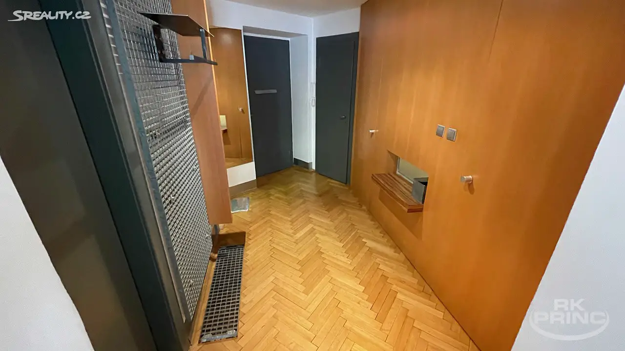 Prodej bytu 3+kk 89 m², Hvězdova, Praha 4 - Nusle