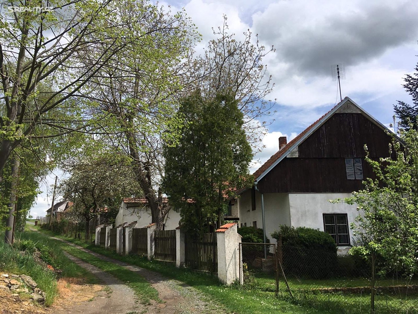 Prodej  chalupy 97 m², pozemek 1 756 m², Svojšice - Nová Ves III, okres Kolín