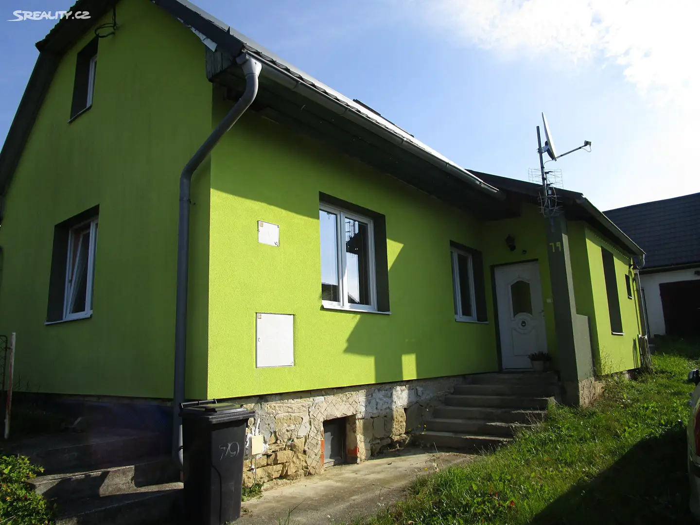 Prodej  rodinného domu 0 m², pozemek 621 m², Hrobice, okres Pardubice
