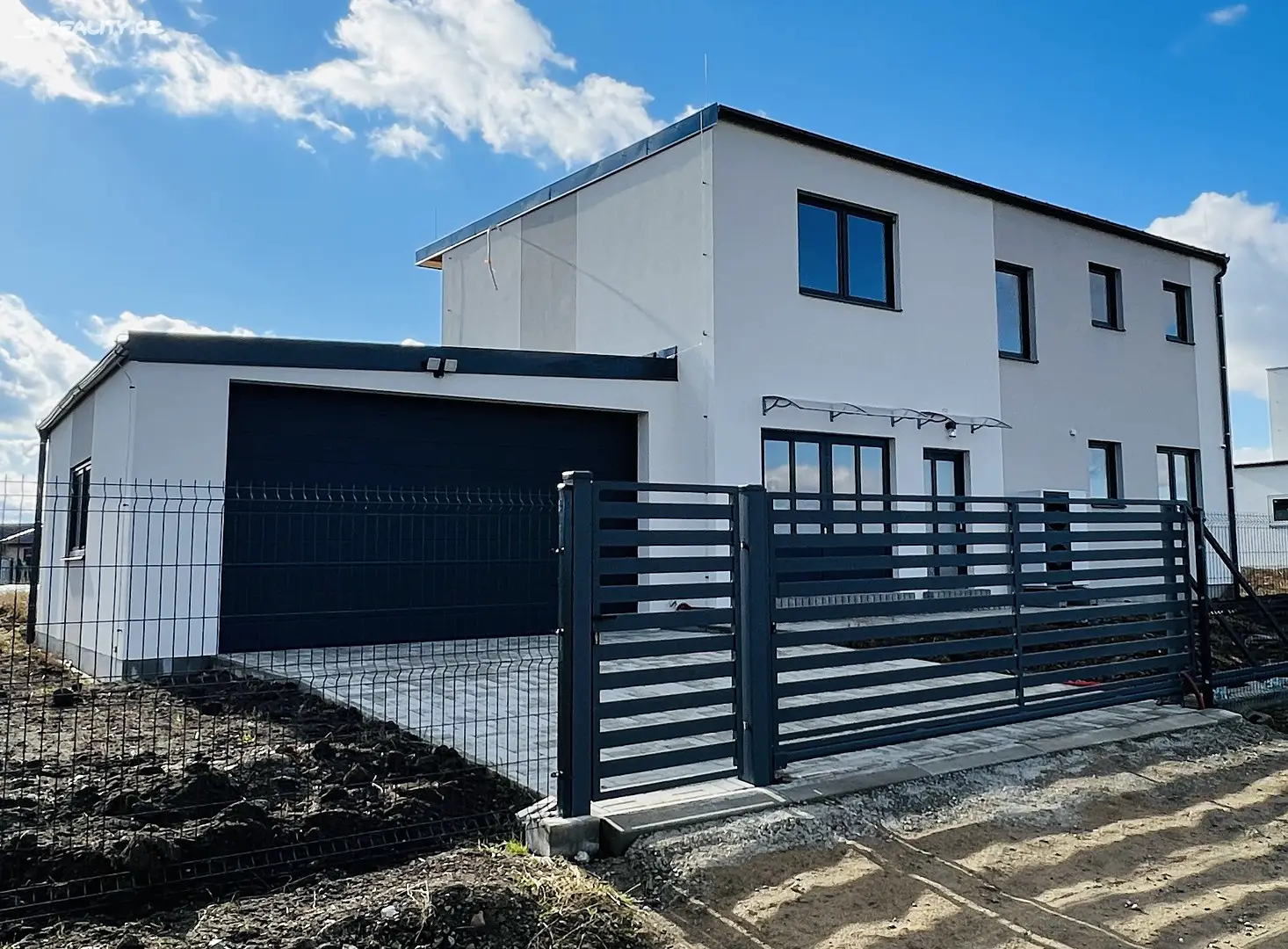 Prodej  rodinného domu 252 m², pozemek 661 m², Předboj, okres Praha-východ