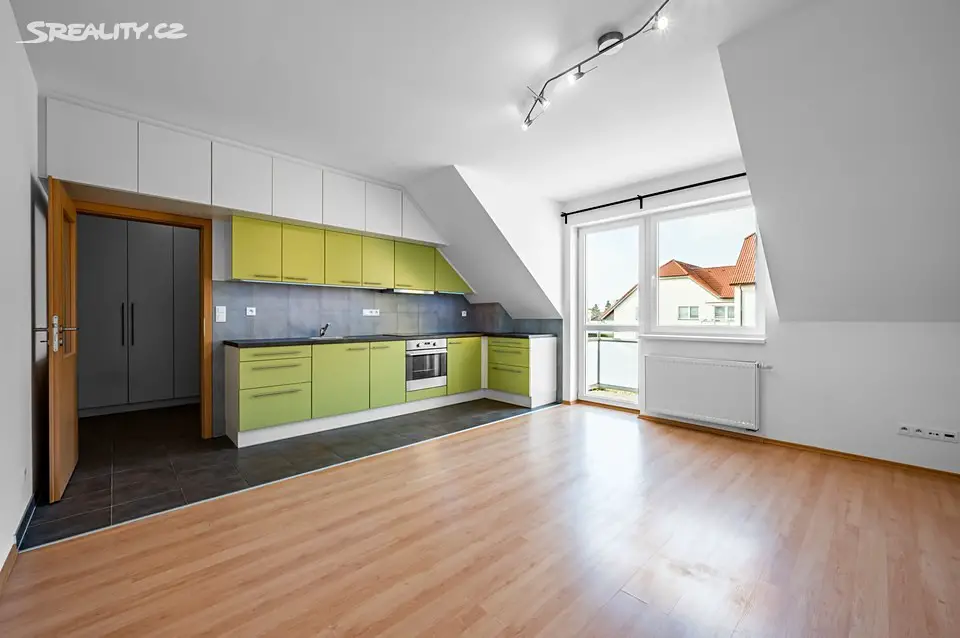 Pronájem bytu 1+kk 37 m², Švihovská, Praha 4 - Písnice