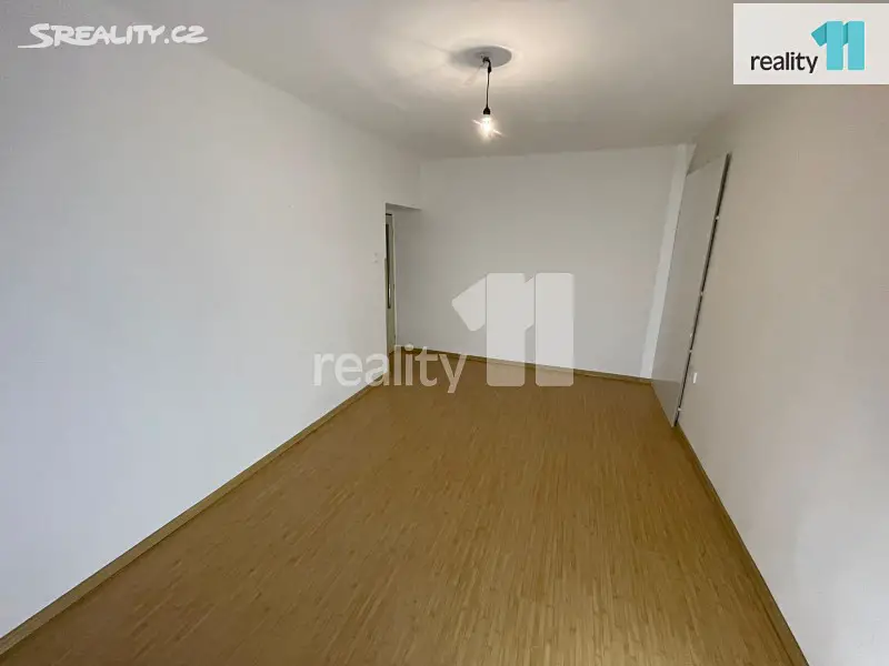 Pronájem bytu 2+kk 46 m², tř. 1. máje, Dobřany