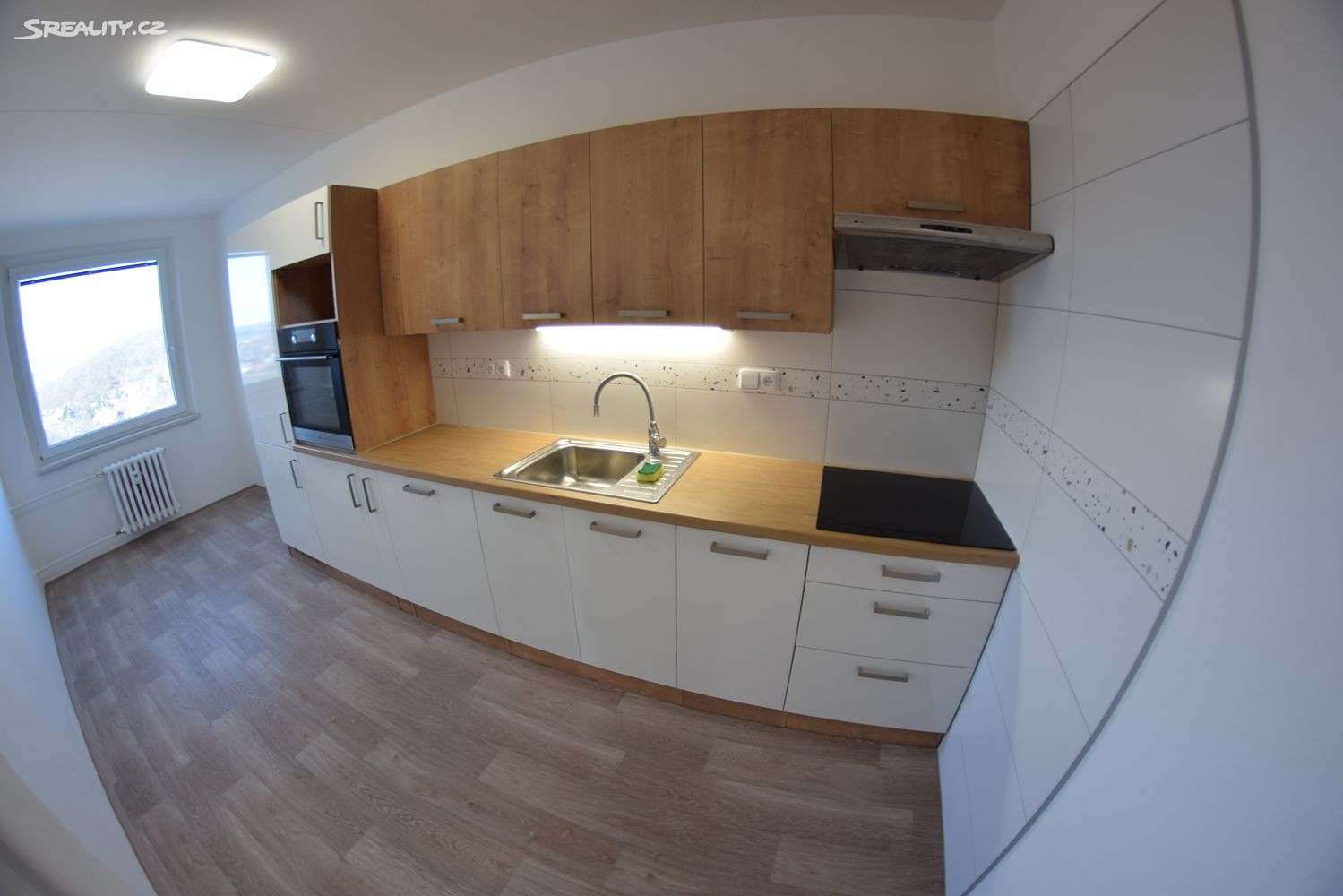 Pronájem bytu 4+1 96 m², Slunečná, Brno - Nový Lískovec