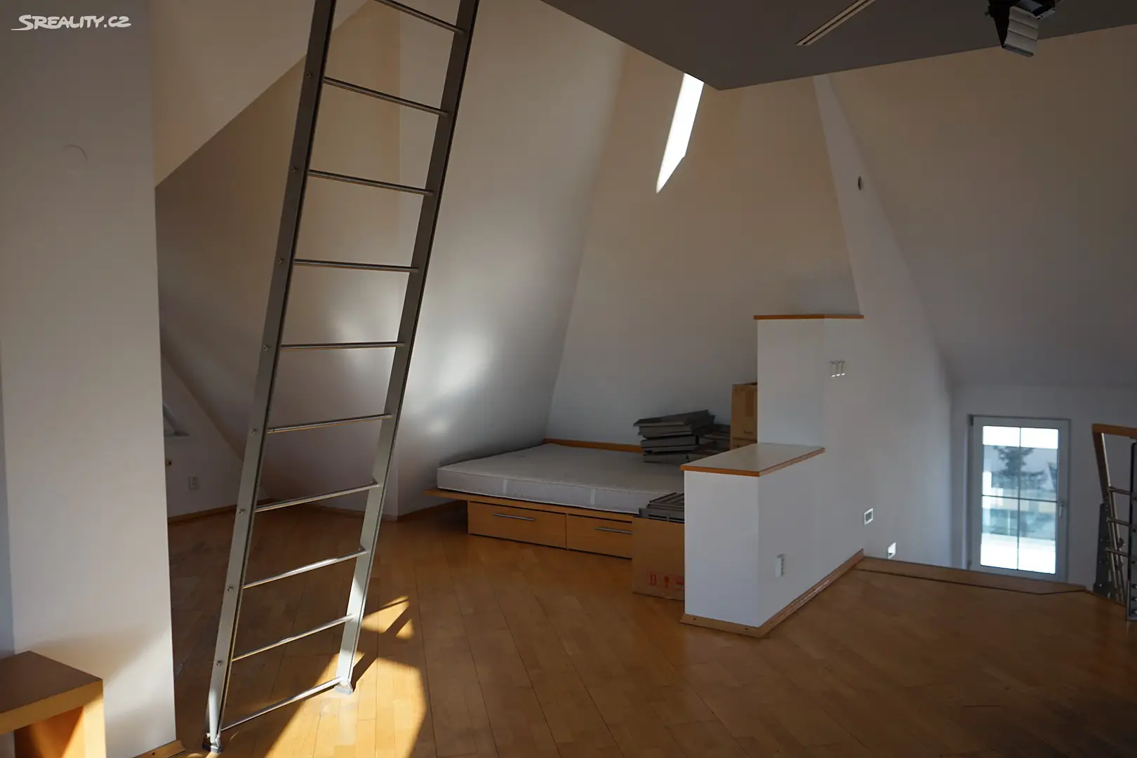 Pronájem bytu atypické 177 m² (Loft), Pod Kesnerkou, Praha 5 - Smíchov