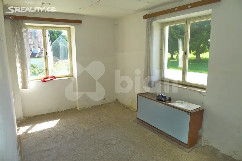 Prodej  rodinného domu 600 m², pozemek 1 600 m², Bradáčov, okres Tábor
