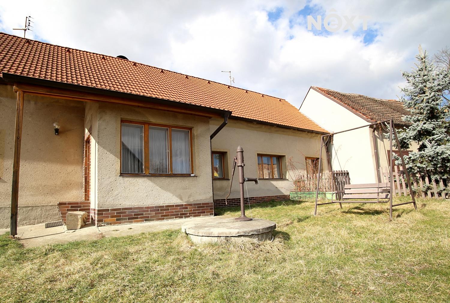 Prodej  rodinného domu 352 m², pozemek 683 m², Dobřany, okres Plzeň-jih