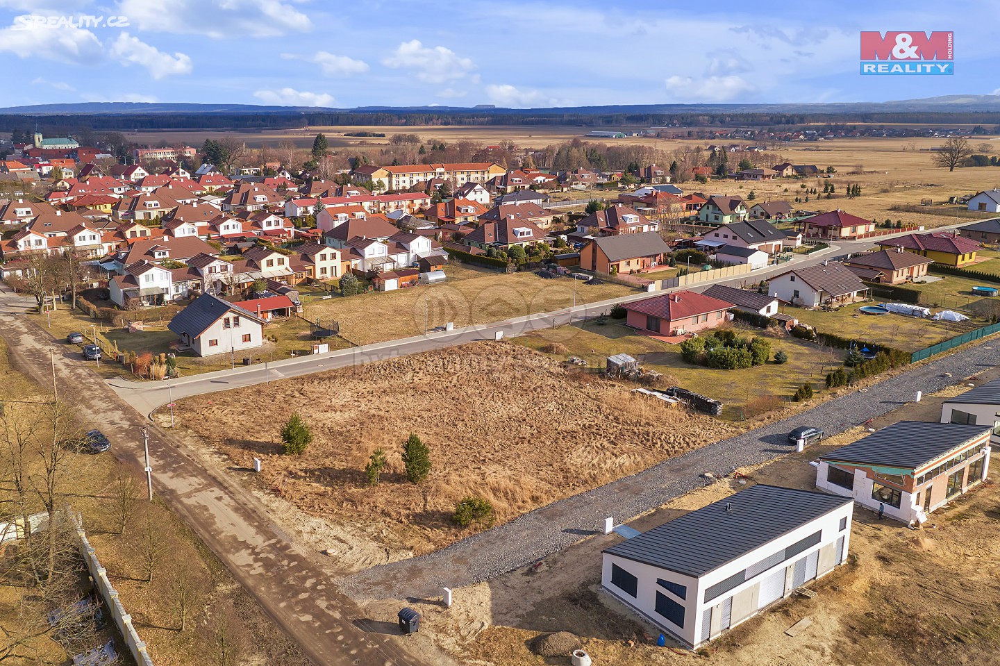 Prodej  stavebního pozemku 939 m², Hálkova, Horní Jelení