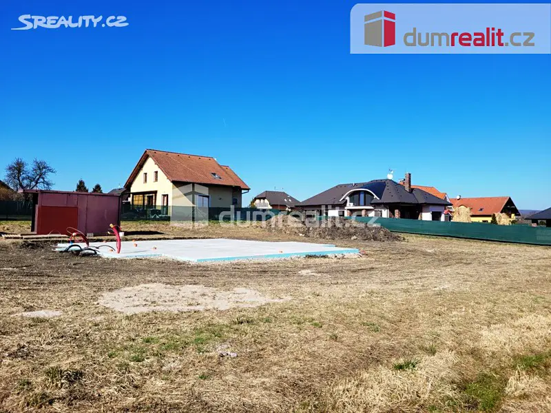 Prodej  stavebního pozemku 1 273 m², Kolomuty, okres Mladá Boleslav