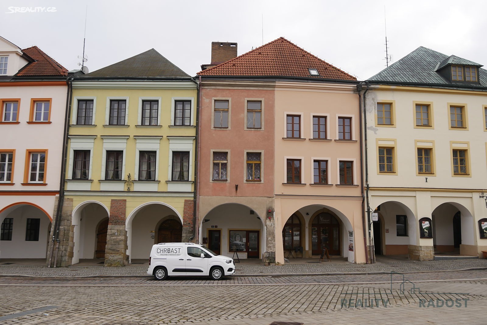 Pronájem bytu 1+1 42 m², Malé náměstí, Hradec Králové