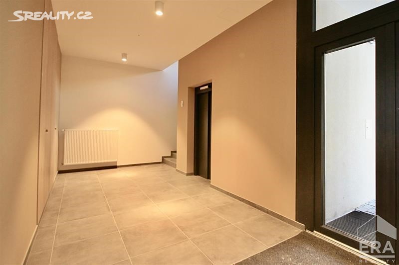 Pronájem bytu 2+kk 65 m², Vysoký Újezd, okres Beroun