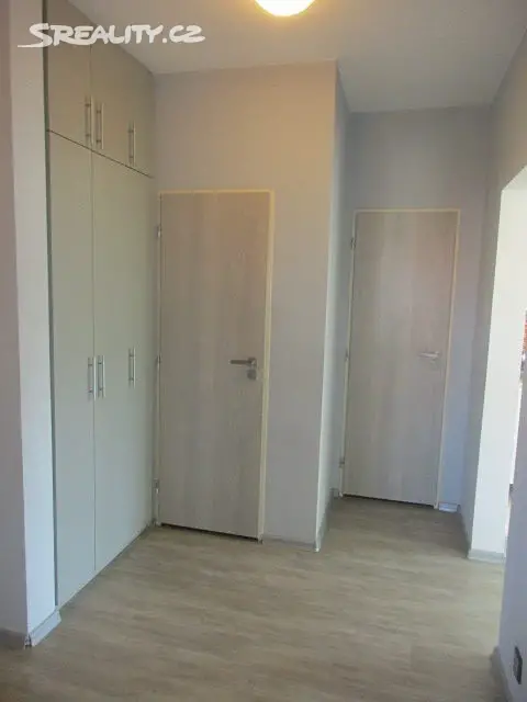 Prodej bytu 3+kk 72 m², Vyšehořovická, Nehvizdy