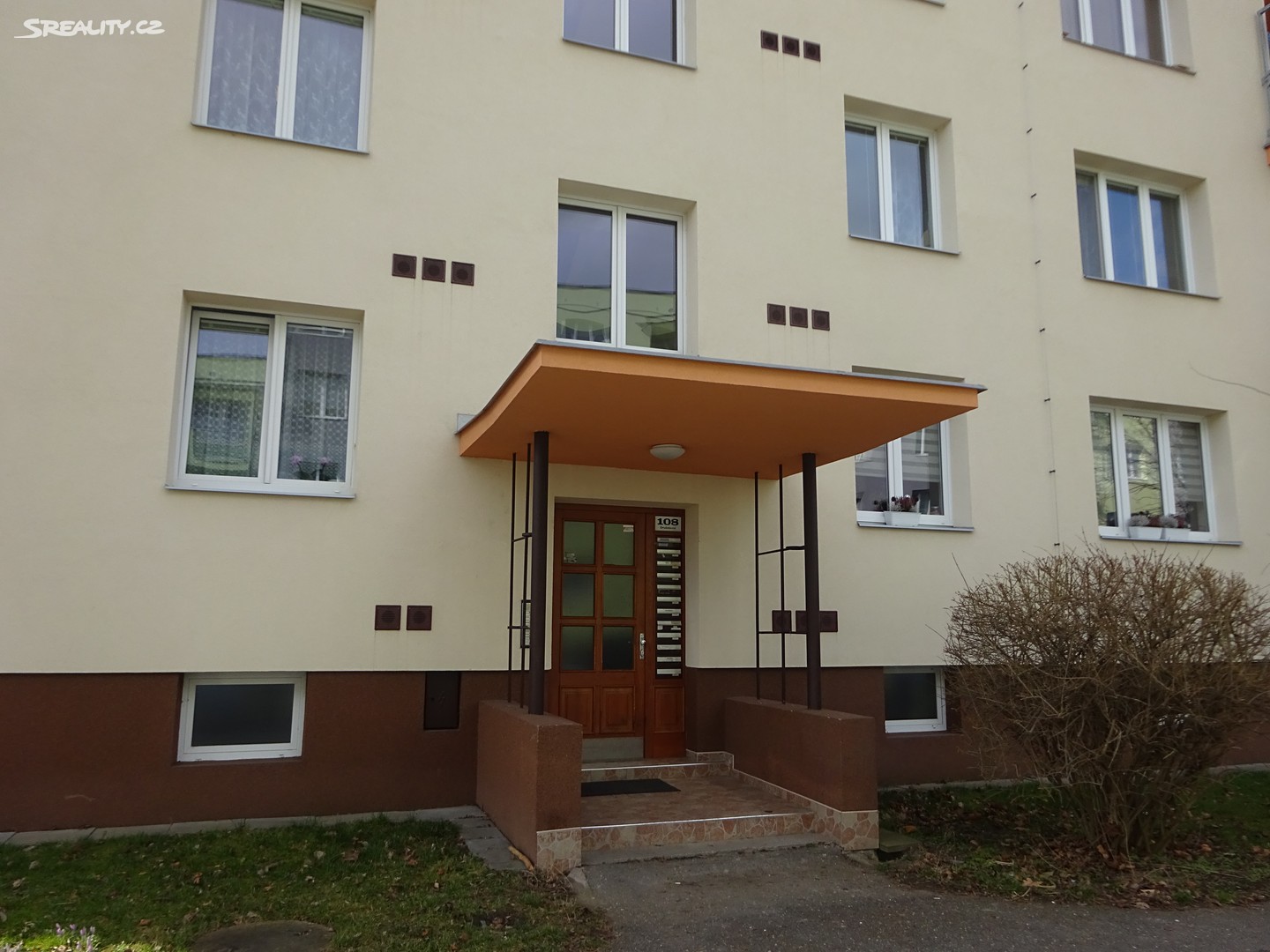 Pronájem bytu 2+1 52 m², Družstevní, Pardubice - Polabiny