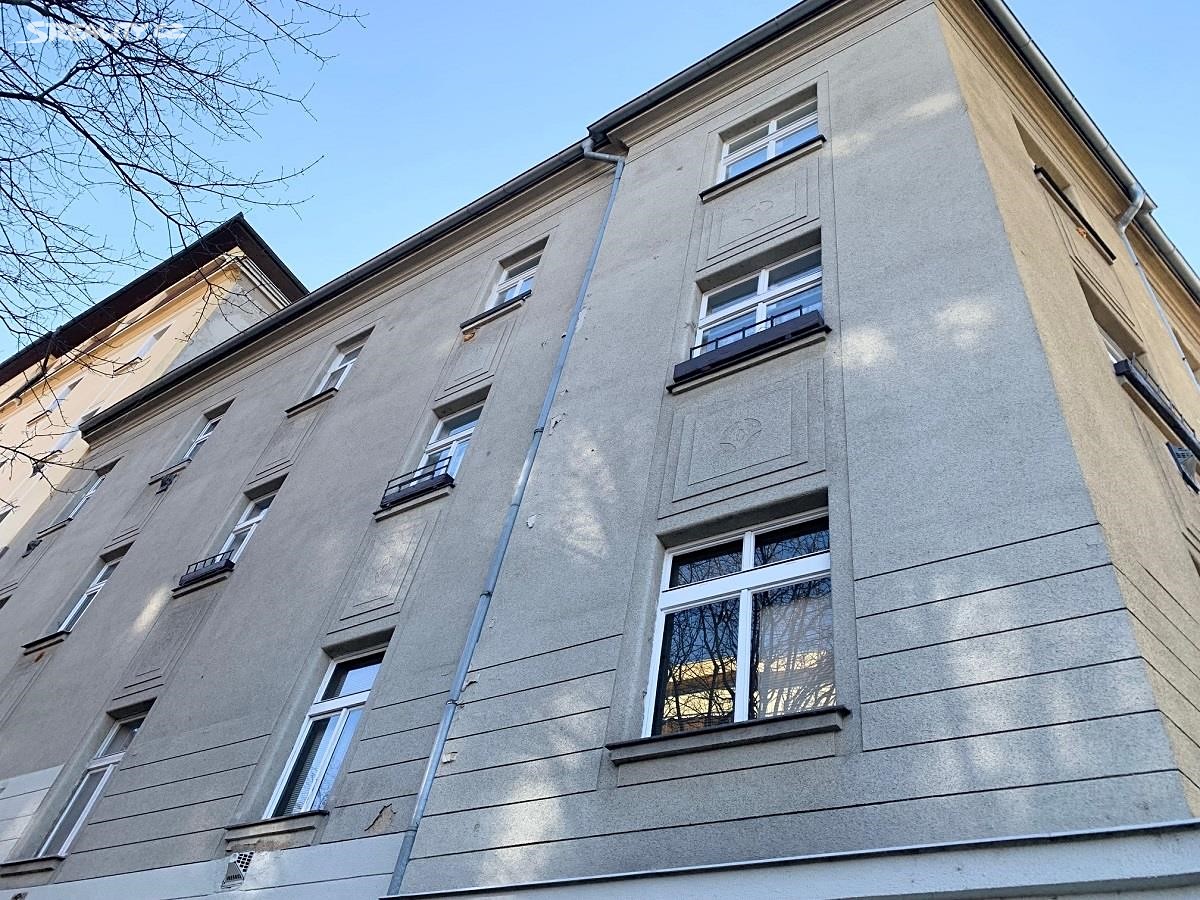 Prodej bytu 1+1 33 m², Zúžená, Praha 6 - Břevnov