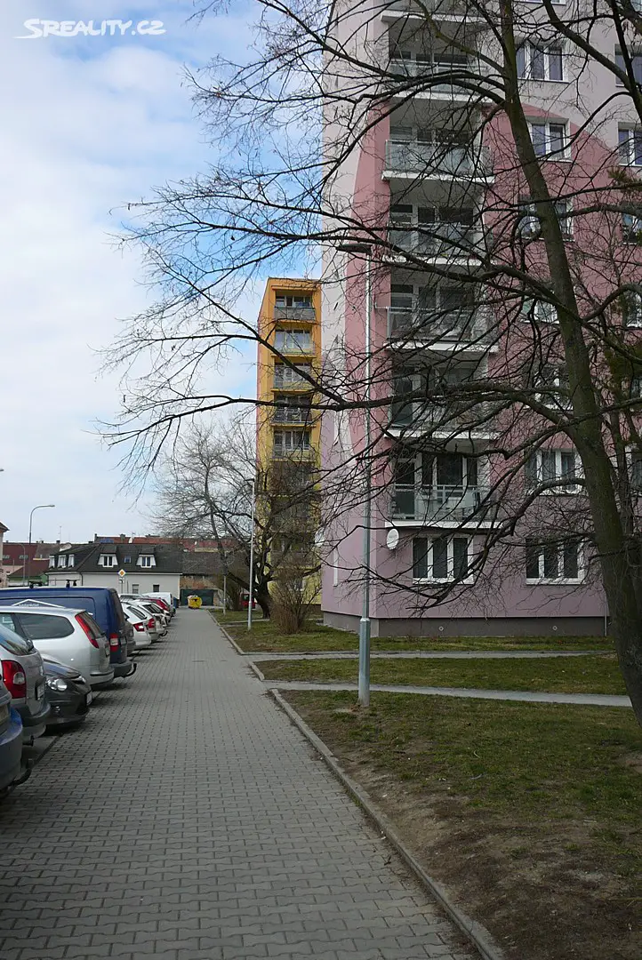 Prodej bytu 2+1 65 m², Zábělská, Plzeň - Doubravka
