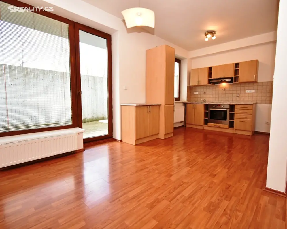 Prodej bytu 2+kk 61 m², Habrová, Měšice
