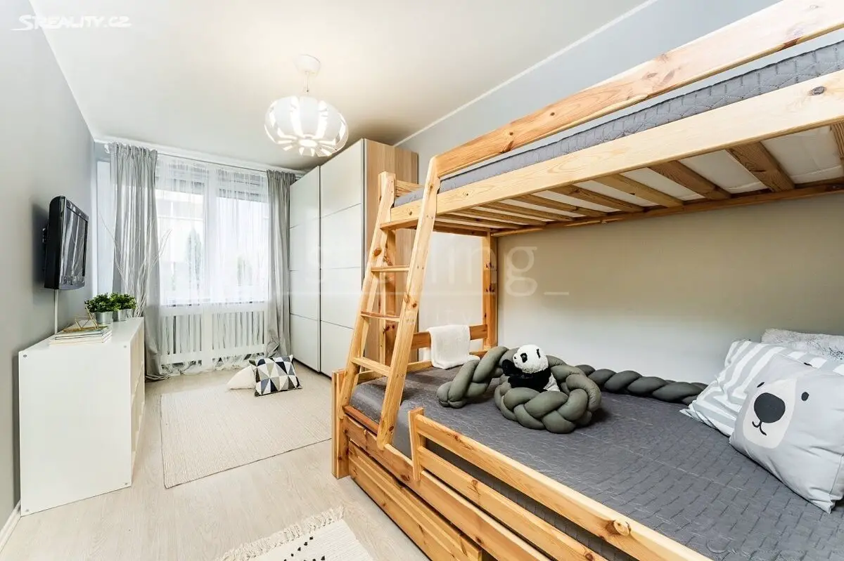 Prodej bytu 2+kk 82 m², U Hostavického potoka, Praha 9 - Hostavice