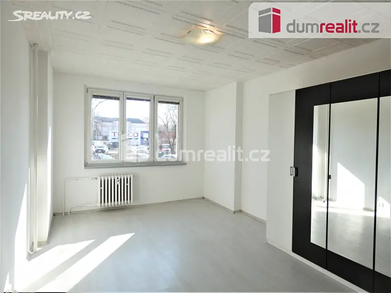 Prodej bytu 3+1 65 m², Tovární, Chodov