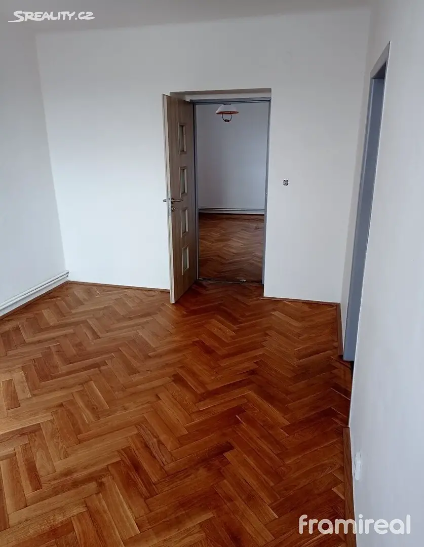 Prodej bytu 3+1 65 m², Žďárec, okres Brno-venkov