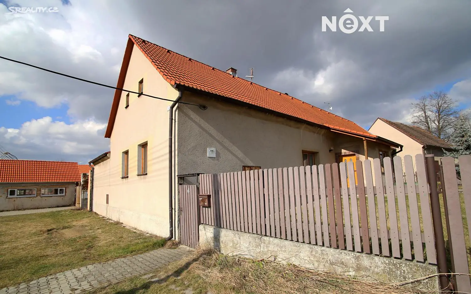 Prodej  rodinného domu 352 m², pozemek 683 m², Dobřany - Šlovice, okres Plzeň-jih