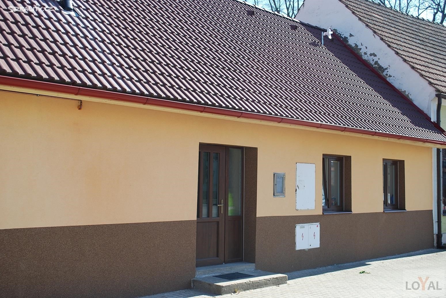 Prodej  rodinného domu 170 m², pozemek 540 m², Masarykovo náměstí, Nová Včelnice