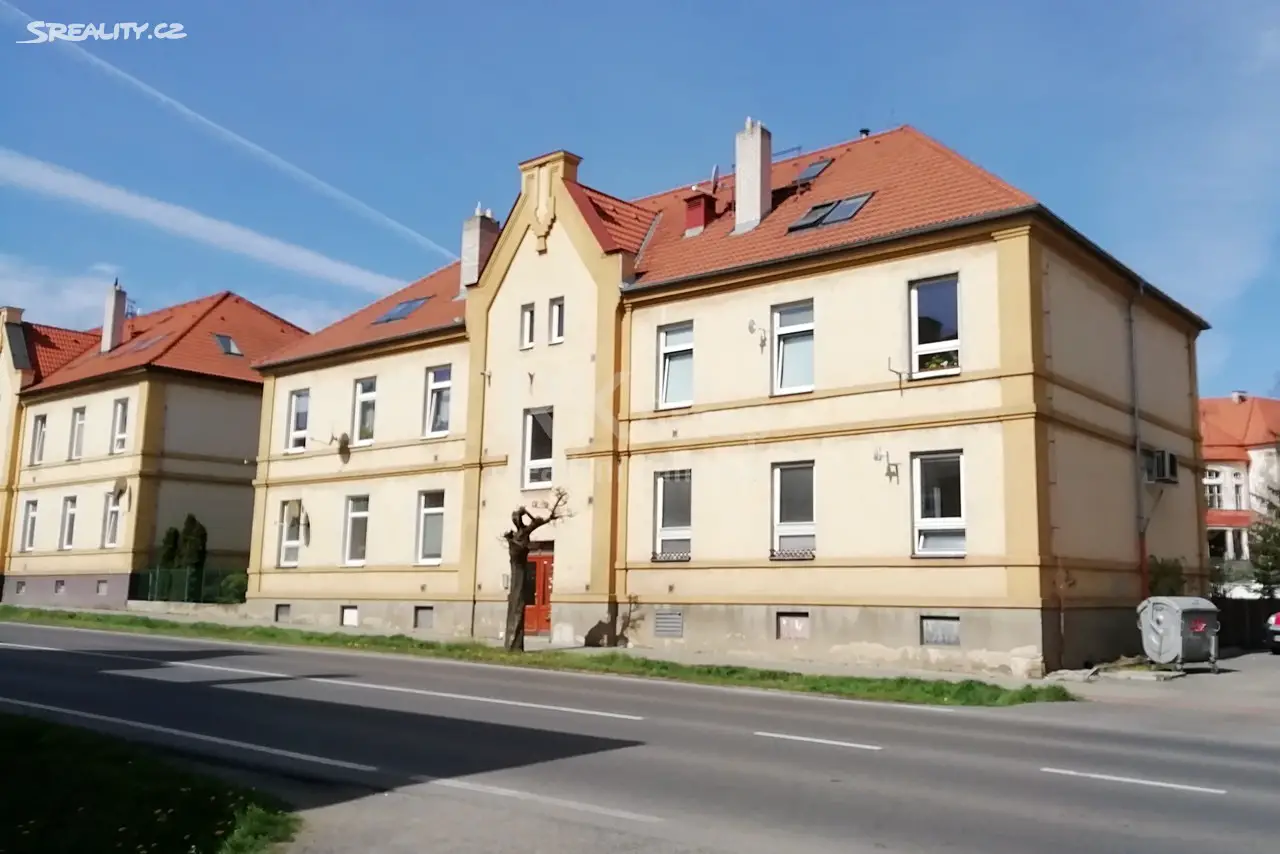 Pronájem bytu 1+1 40 m², Plzeňská, Králův Dvůr - Počaply