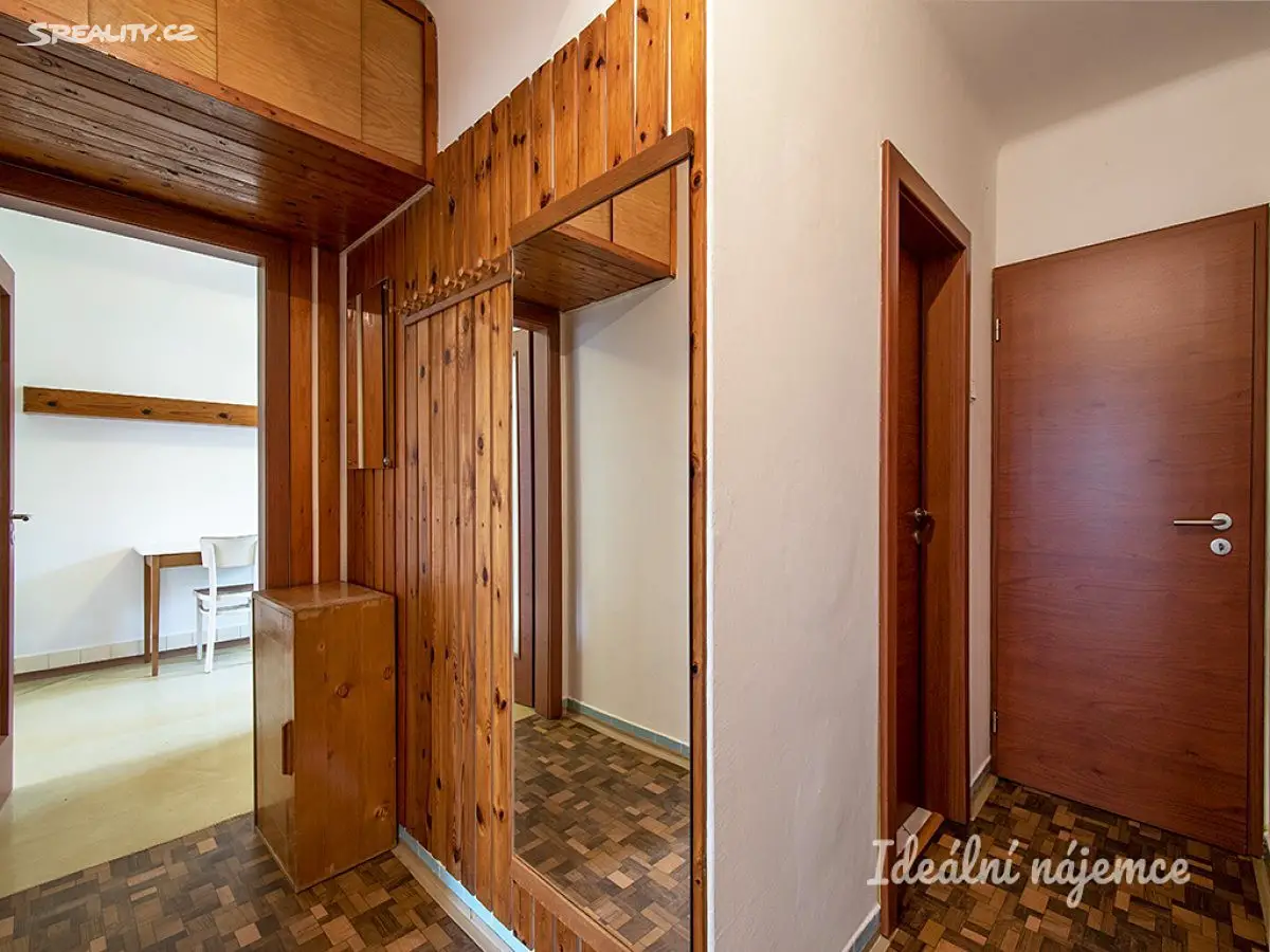 Pronájem bytu 2+1 57 m², Na Viničkách, Praha 5 - Radotín