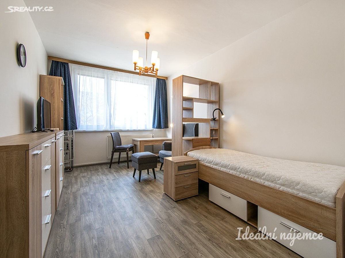 Pronájem bytu 2+kk 46 m², Mezipolí, Praha 4 - Michle