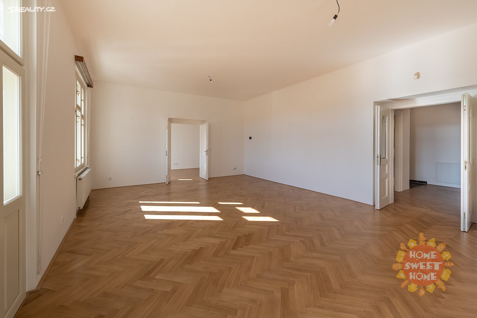 Pronájem bytu 4+1 185 m², náměstí Jiřího z Poděbrad, Praha 3 - Vinohrady
