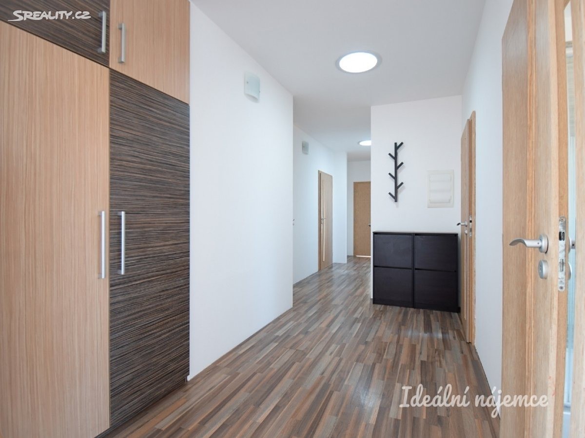 Pronájem bytu 5+kk 130 m², Podolí, okres Brno-venkov