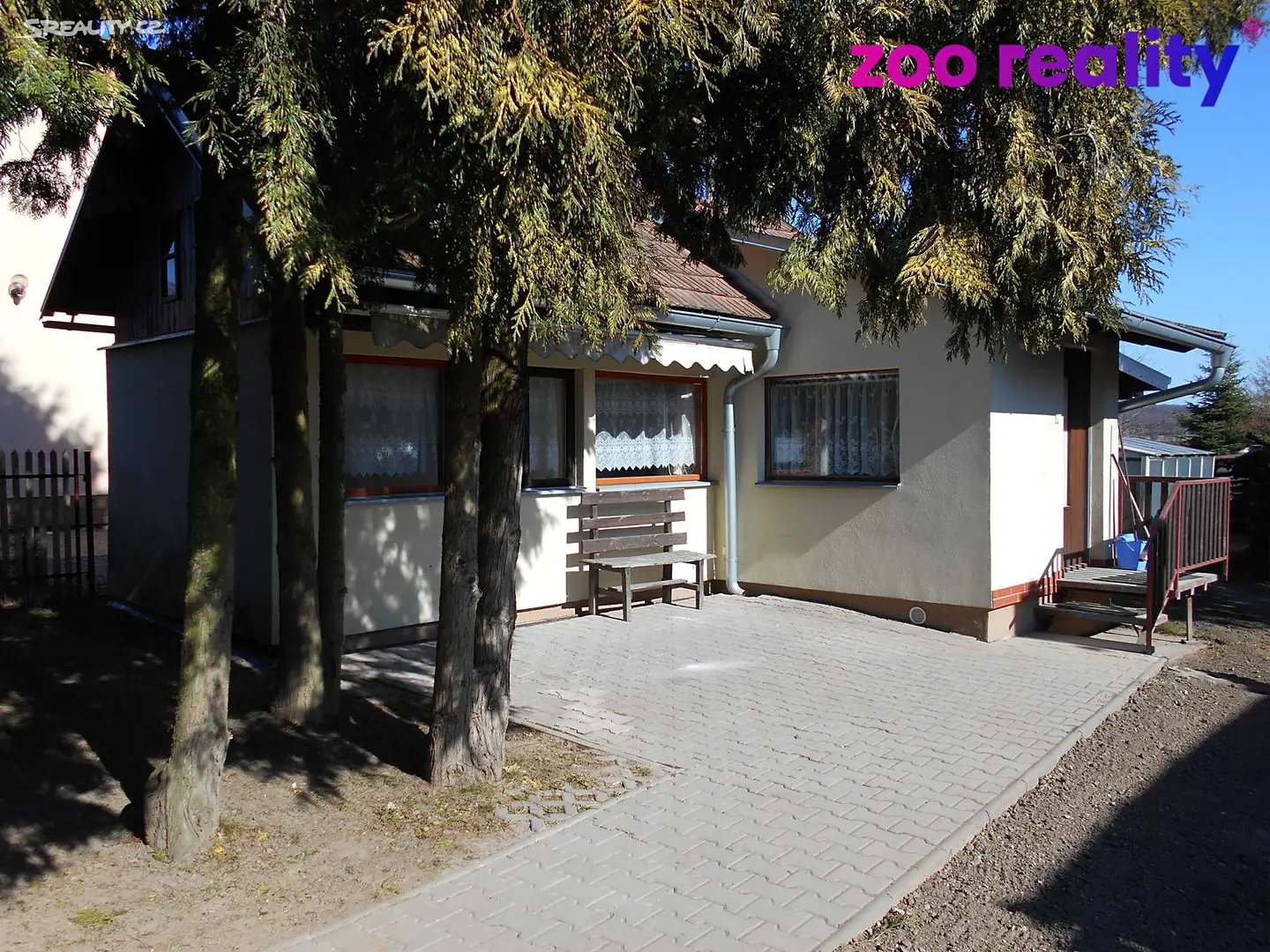 Pronájem  rodinného domu 30 m², pozemek 358 m², Chvojenec, okres Pardubice