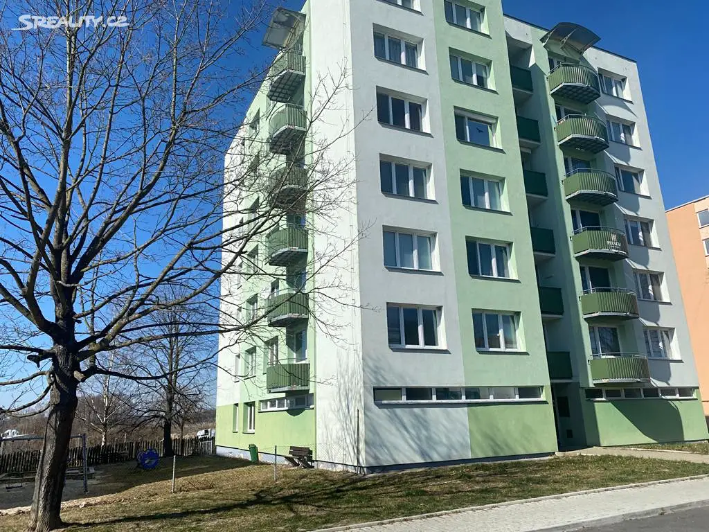 Prodej bytu 2+1 60 m², Fügnerova, Hluboká nad Vltavou