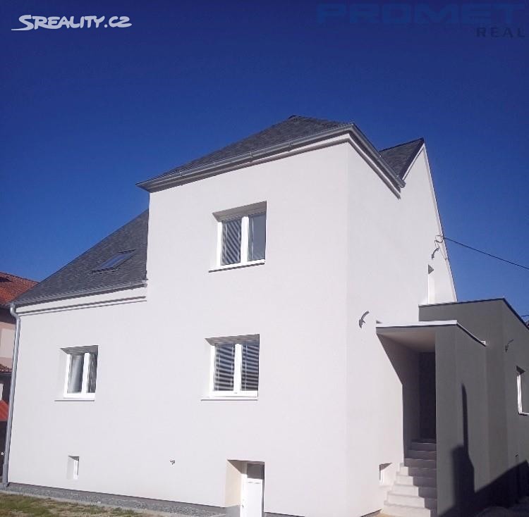Prodej  rodinného domu 206 m², pozemek 355 m², Bělá, okres Opava