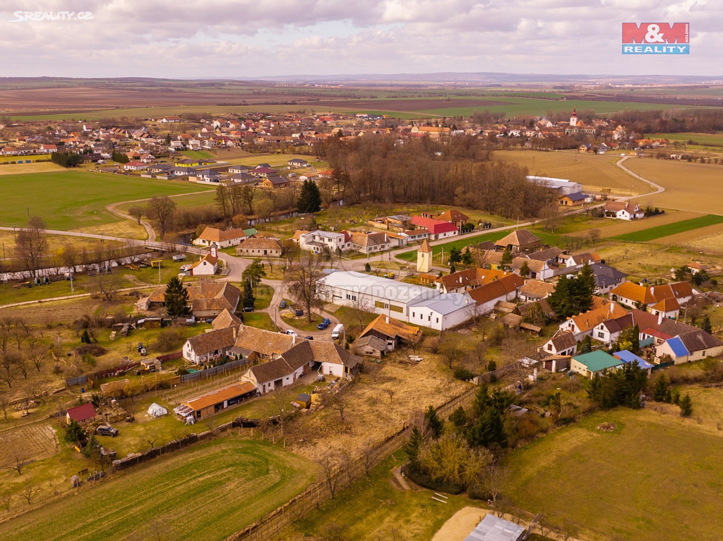 Prodej  stavebního pozemku 1 915 m², Slup - Oleksovičky, okres Znojmo
