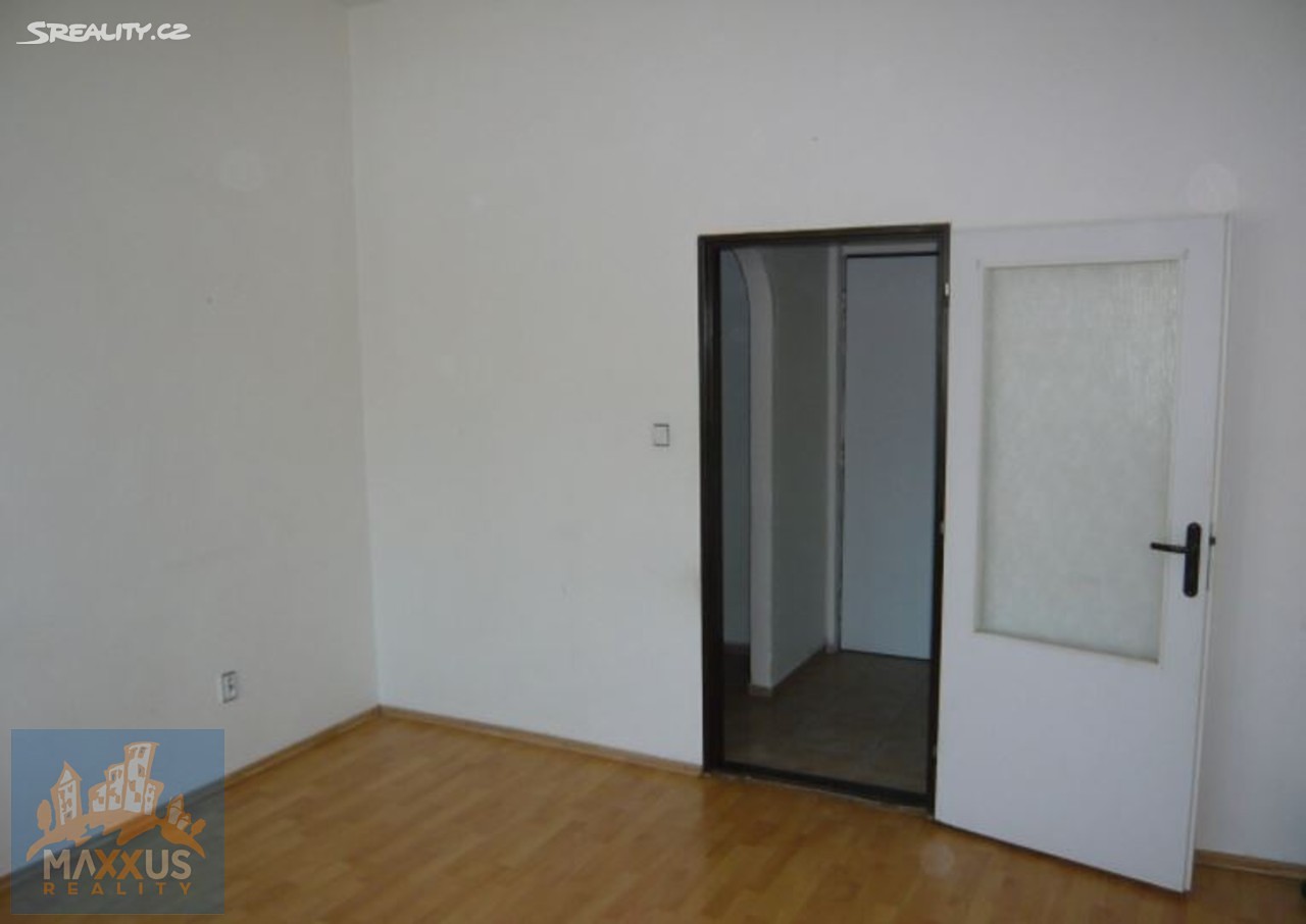 Pronájem bytu 2+kk 44 m², Za Hládkovem, Praha 6 - Střešovice