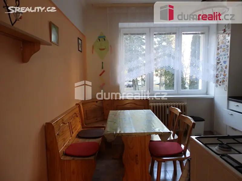 Prodej bytu 3+1 79 m², Jednoty, Sokolov
