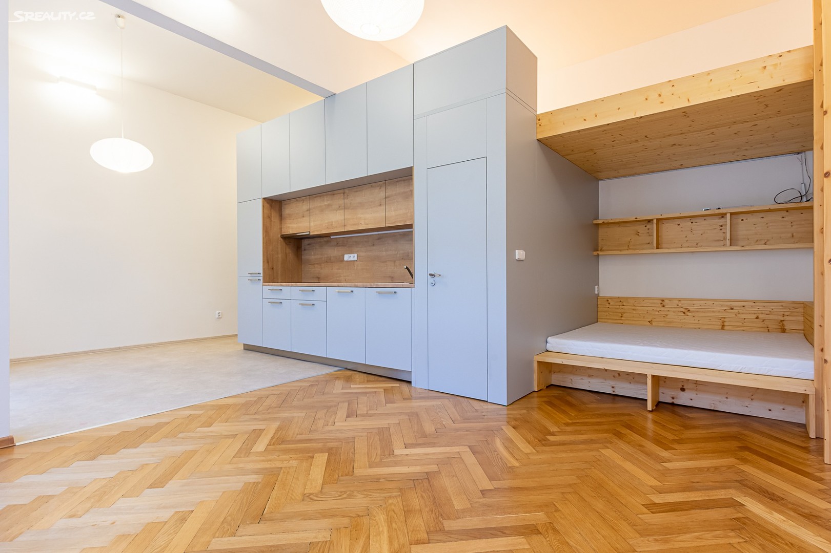 Pronájem bytu 1+1 45 m², Závišova, Praha 4 - Nusle