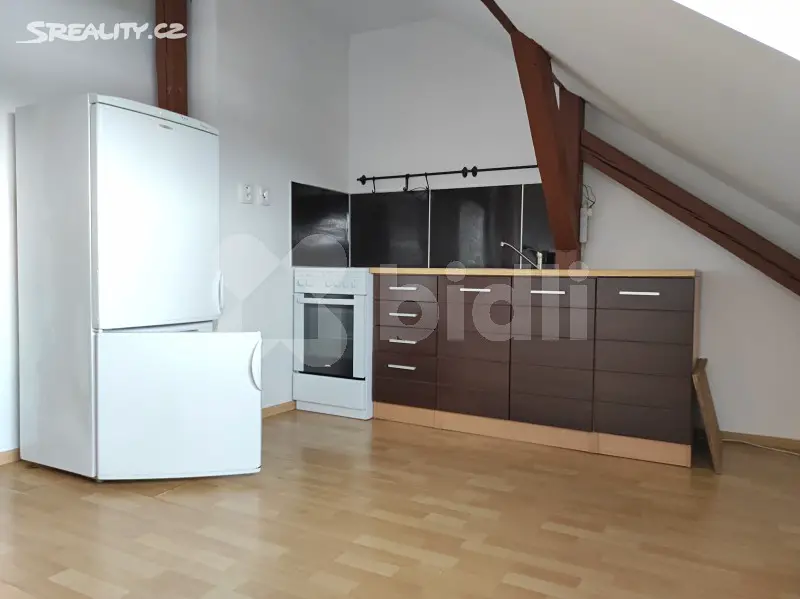 Pronájem bytu 1+kk 30 m², Koperníkova, Český Těšín