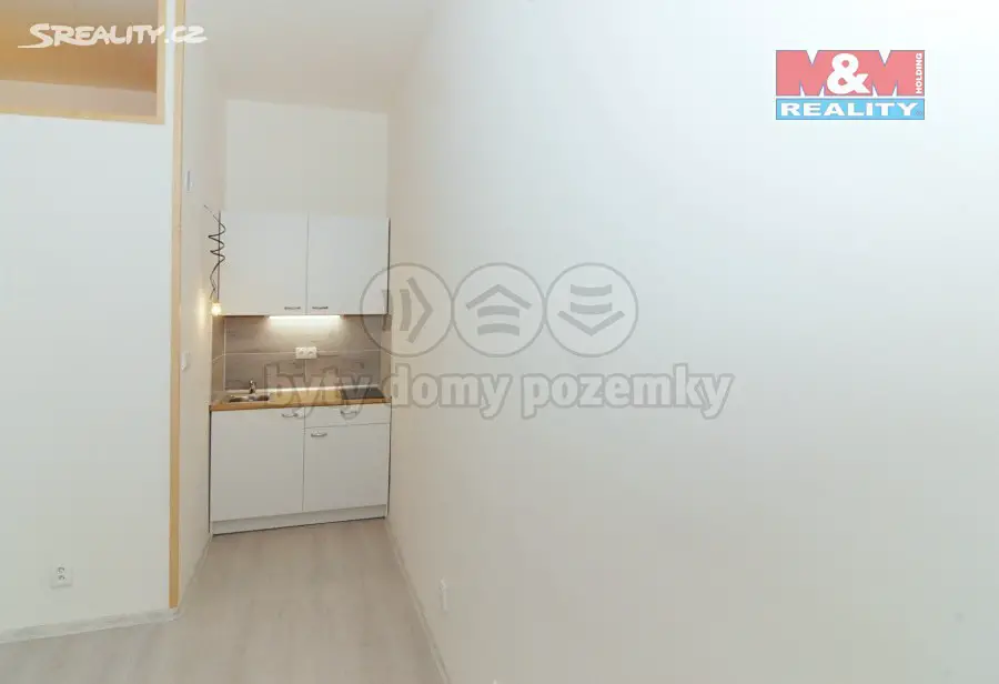 Pronájem bytu 1+kk 25 m², Čs. legií, Ostrava - Moravská Ostrava