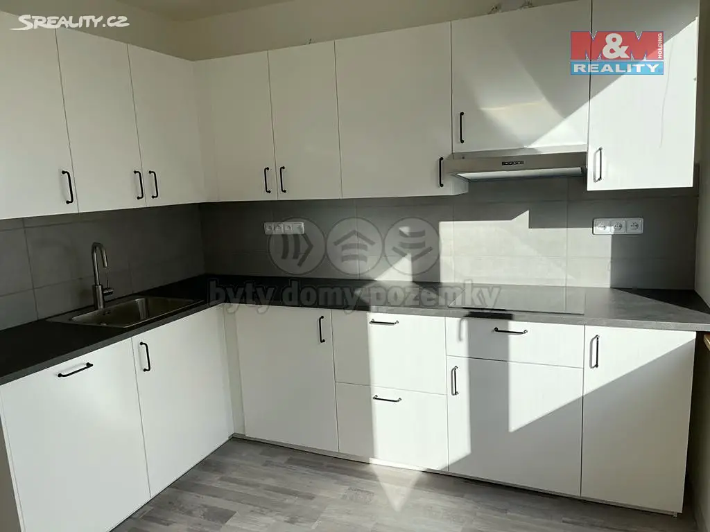 Pronájem bytu 4+1 80 m², Praha 3 - Žižkov