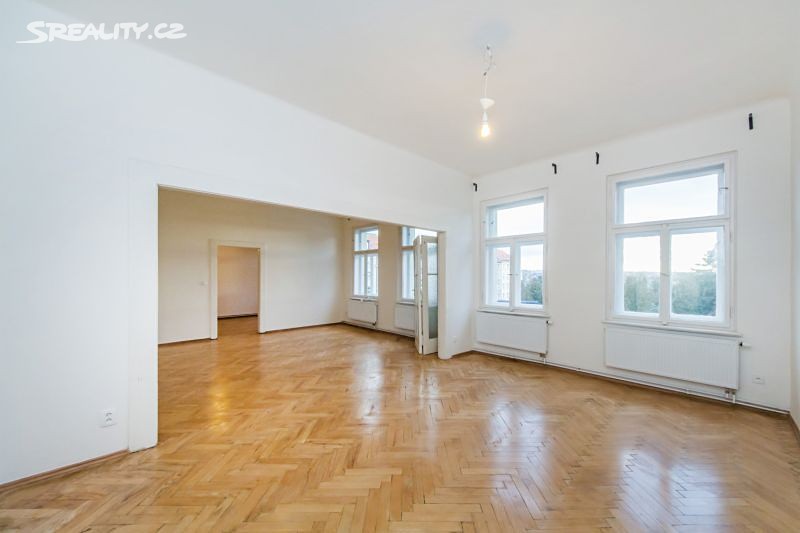Pronájem bytu 6 pokojů a více 140 m², Letohradská, Praha 7 - Holešovice