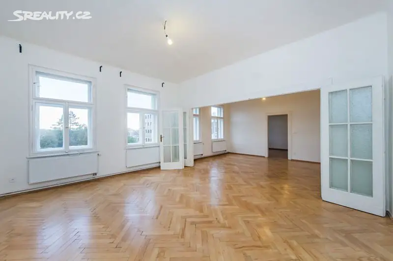 Pronájem bytu 6 pokojů a více 140 m², Letohradská, Praha 7 - Holešovice