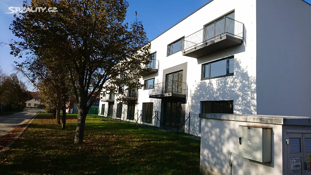 Prodej bytu 1+kk 26 m², Sportovní, Židlochovice
