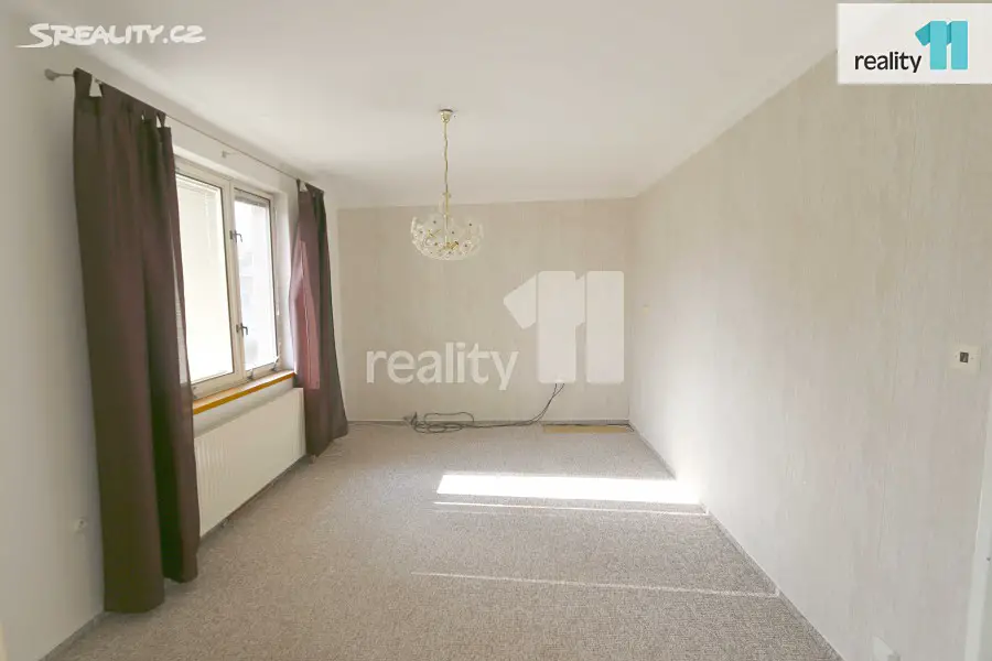 Prodej bytu 3+1 67 m², Hronov - Zbečník, okres Náchod