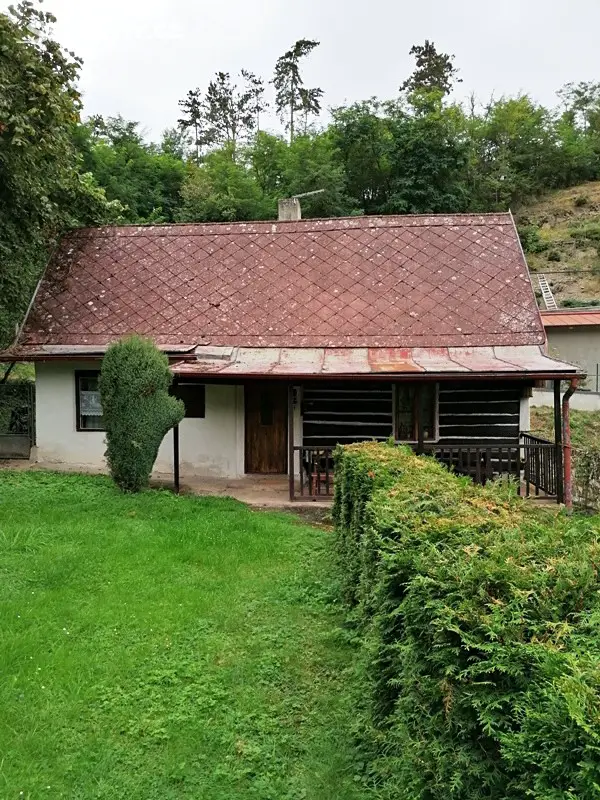 Prodej  chalupy 144 m², pozemek 666 m², Nižbor - Žloukovice, okres Beroun