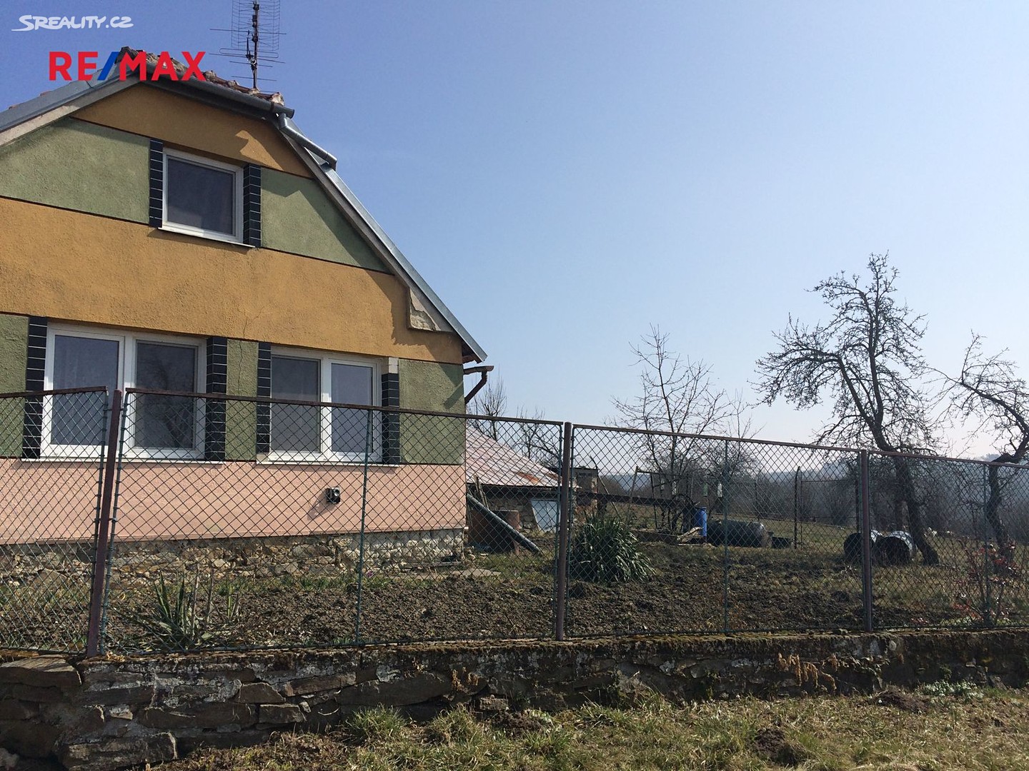 Prodej  rodinného domu 200 m², pozemek 1 194 m², Kralice nad Oslavou - Horní Lhotice, okres Třebíč