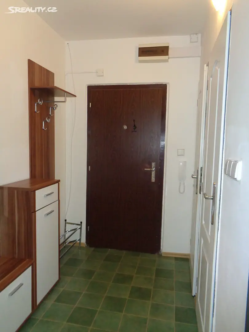 Pronájem bytu 2+kk 41 m², U vlečky, Praha 4 - Komořany