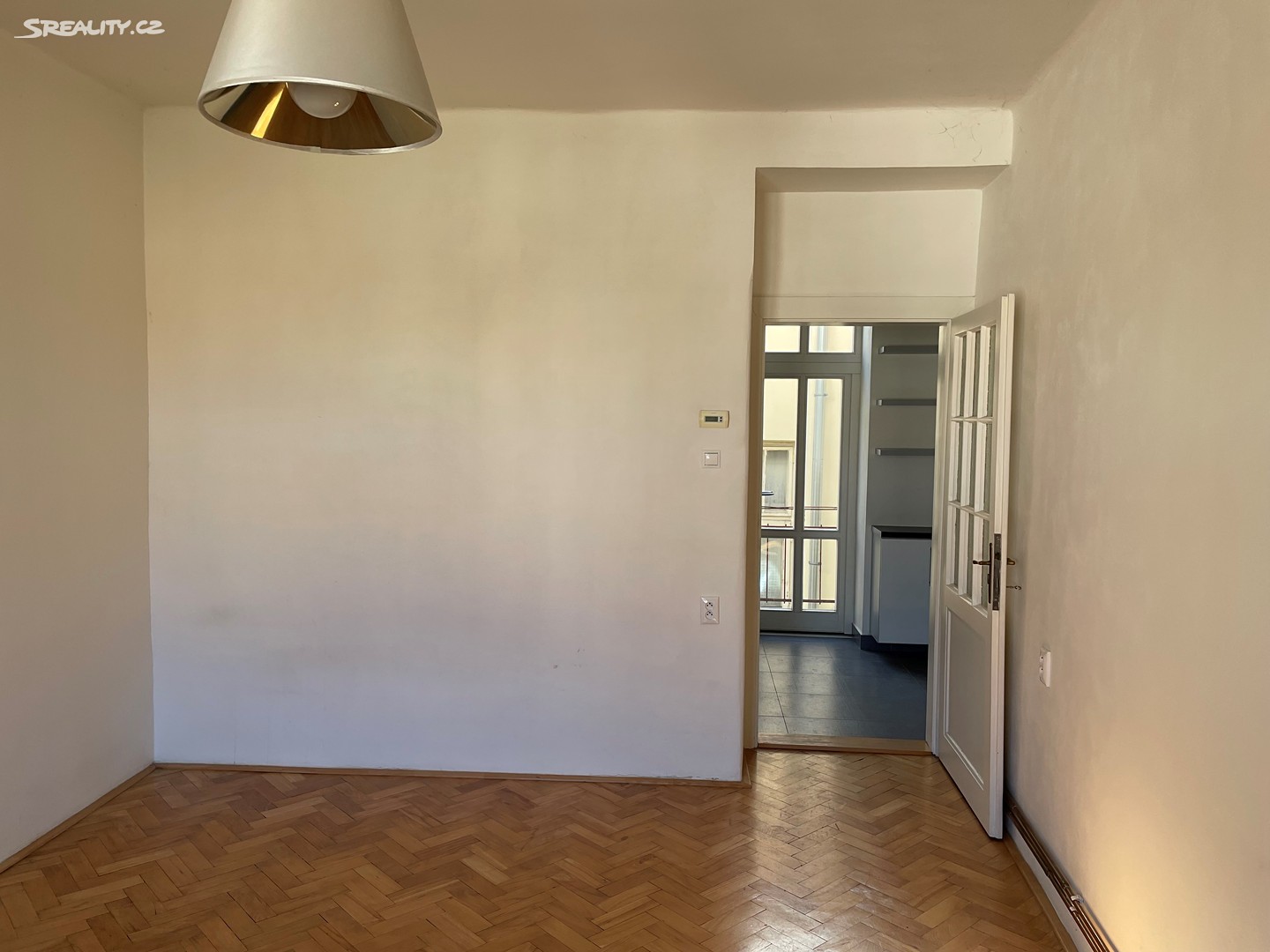 Pronájem bytu 1+kk 35 m², Na Folimance, Praha 2 - Vinohrady