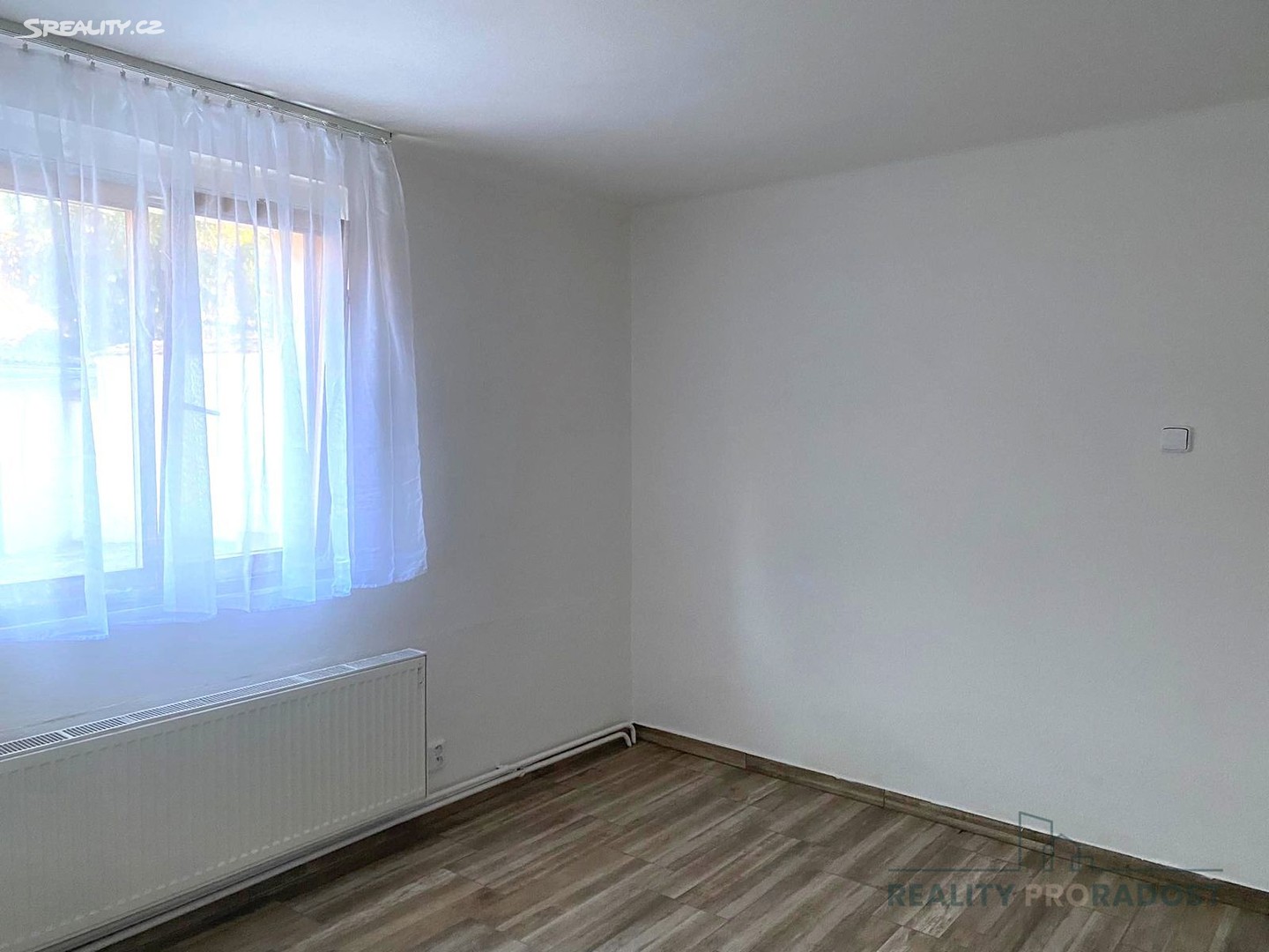 Prodej  rodinného domu 180 m², pozemek 428 m², Jenčice, okres Litoměřice