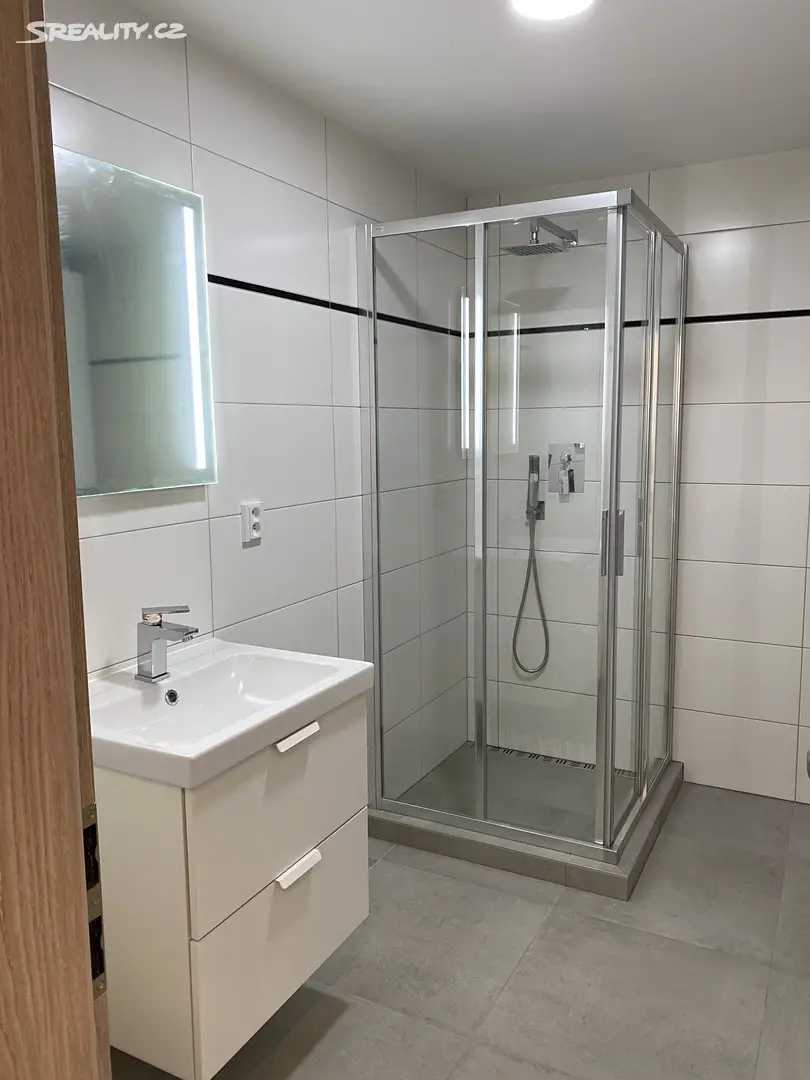 Pronájem bytu 2+kk 48 m², Brno - Chrlice, okres Brno-město